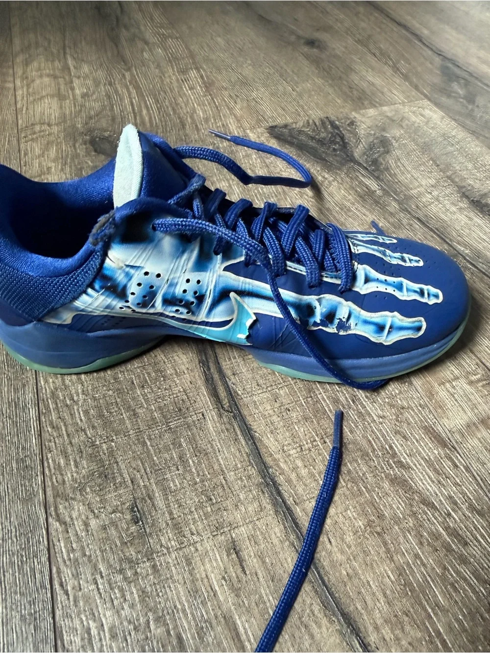 Nike Kobe V “X Ray” kids shoes